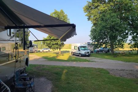 Hickory Oaks Campground