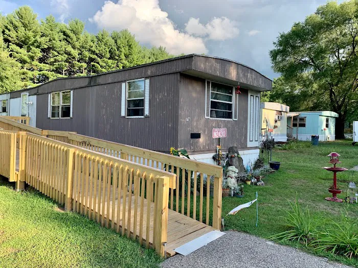 Dakota Capital Mobile Home Community 8