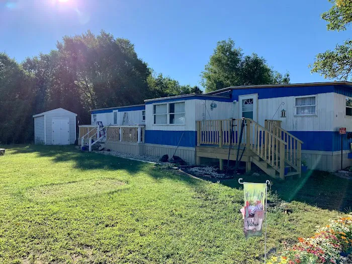 Dakota Capital Mobile Home Community 5