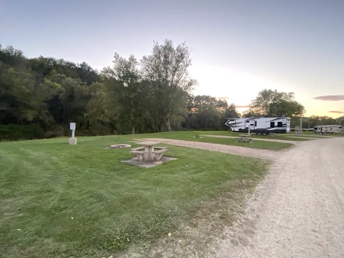 Viola Banker Park & Campground 4