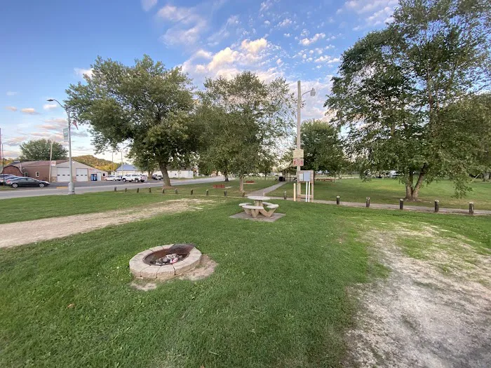 Viola Banker Park & Campground 3
