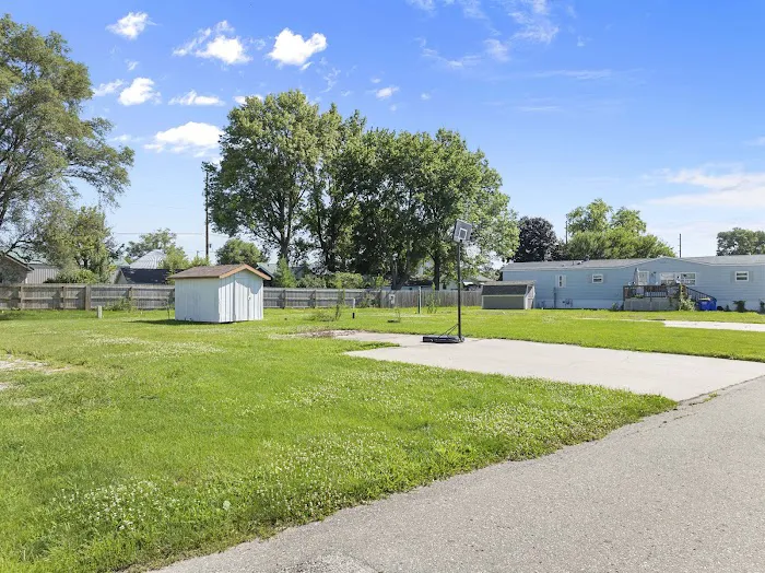Mayflower Mobile Home Park 6