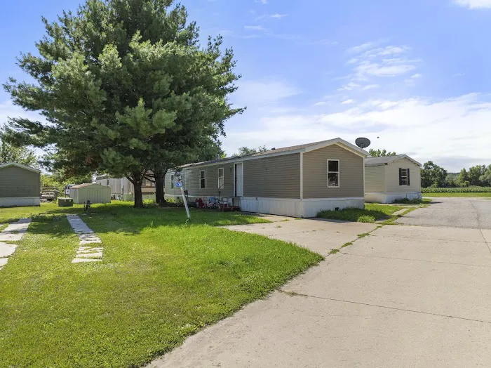 Meadowbrook Mobile Home Community 8