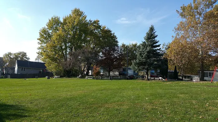 Edgewood Forest Mobile Home Park 6