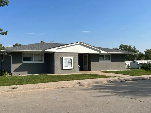 Holiday Mobile Home Court 2