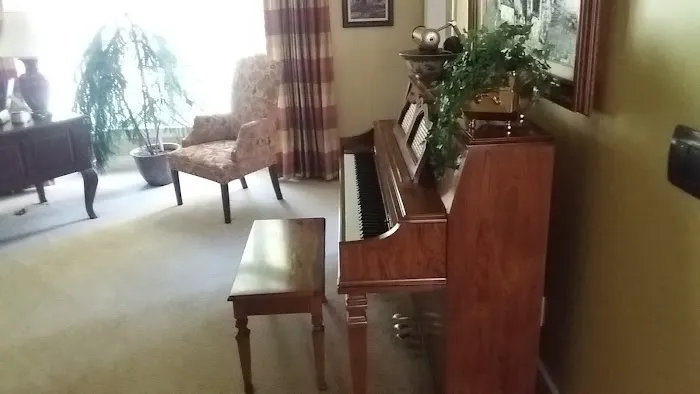 Oak Brook Estates Mobile Home 2