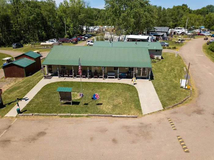 Schnable Lake Family Campground 3