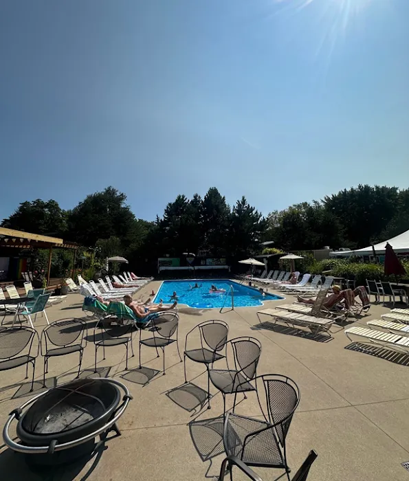 Campit Outdoor Resort Saugatuck 8