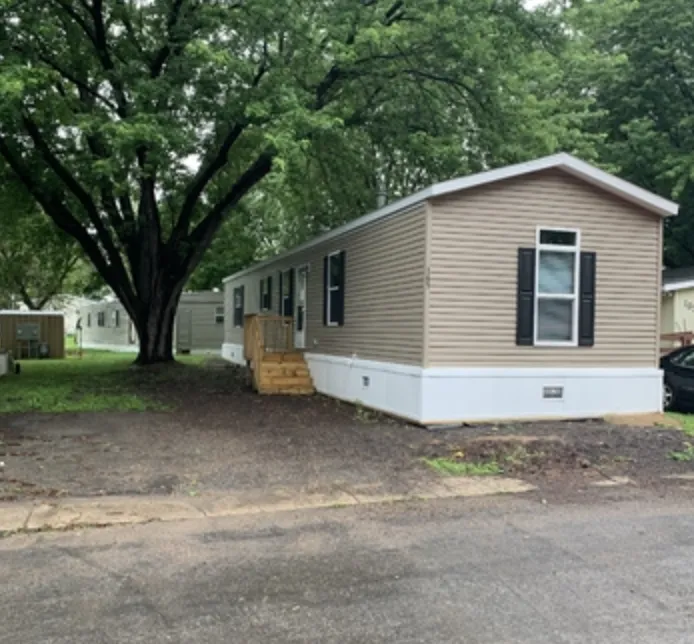 Hudson Mobile Home Community 6