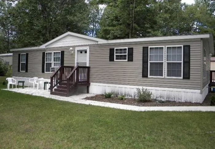 Hudson Mobile Home Community 9