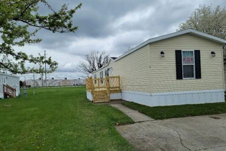 Apple Valley Manufactured Home Community