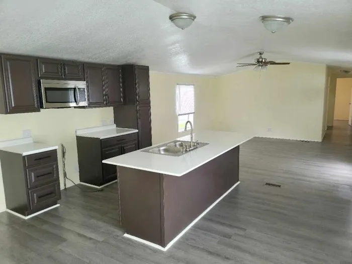 Apple Valley Manufactured Home Community 6