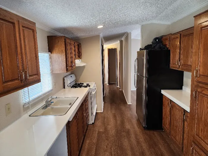 Apple Valley Manufactured Home Community 9