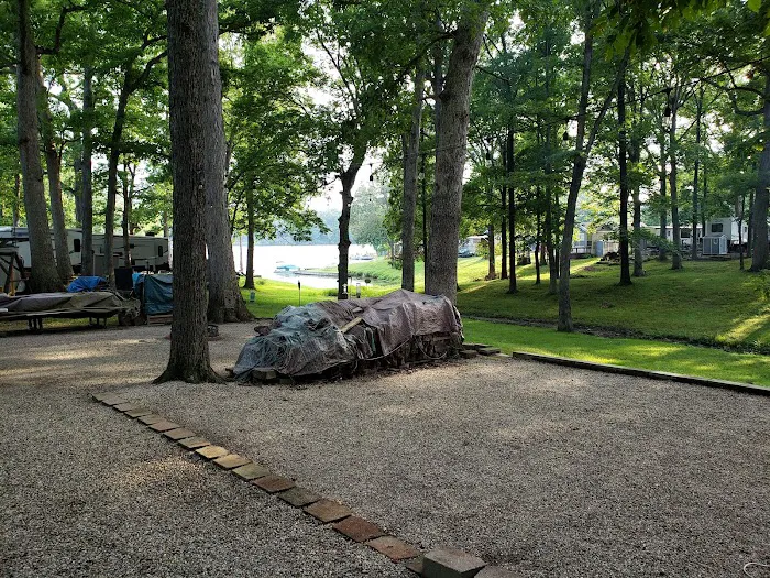 Lake Sara Campground 8