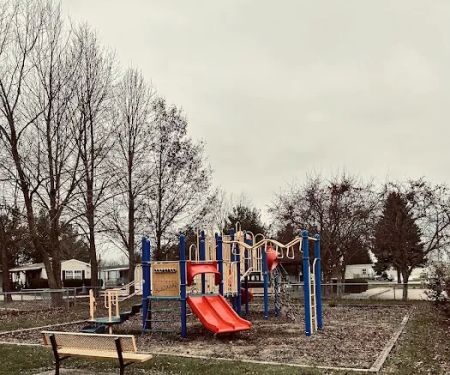 Royal Oaks MHP, LLC