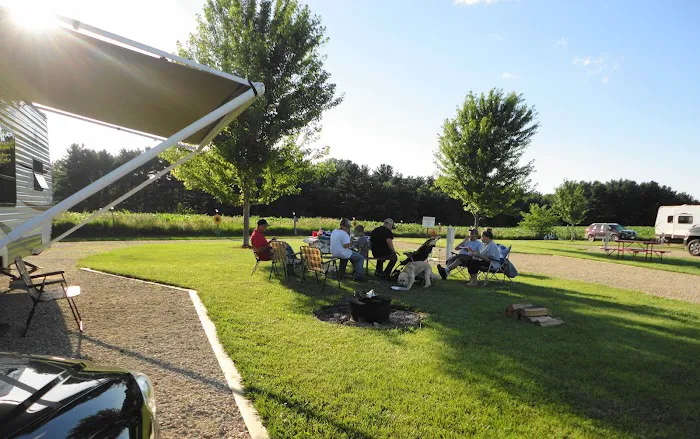 Lil' Bit of Country RV Park 9