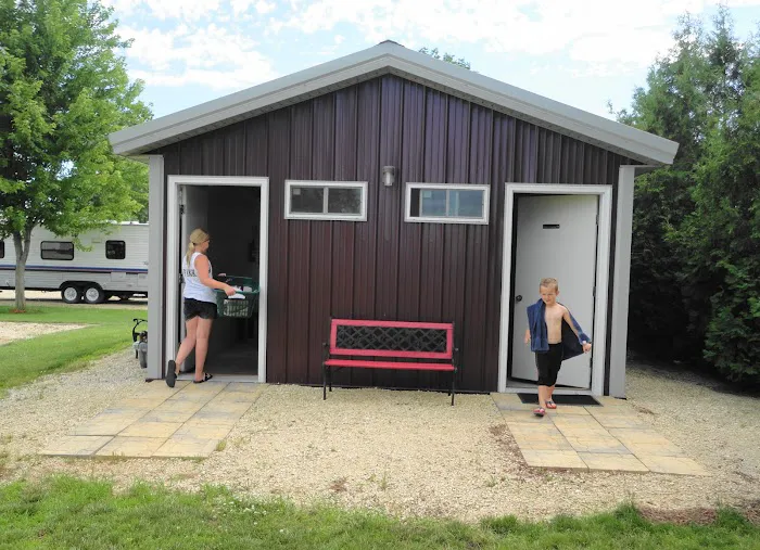 Lil' Bit of Country RV Park 6