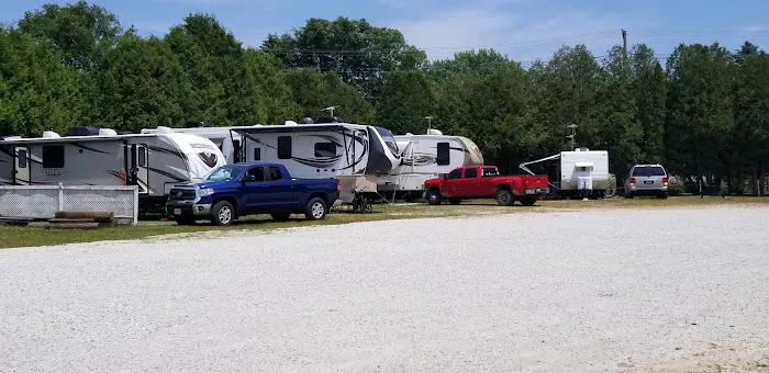 Scenic River Stop-N-Dock RV Park & Marina 3