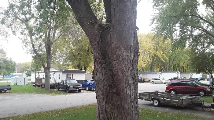 Hickory Lane Manufactured Home Community 10