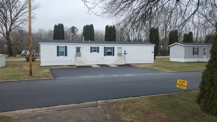 Oak Manor Manufactured Home Community 1