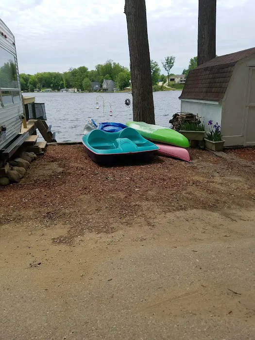 Selkirk lake Mobile-Park and Campground 2