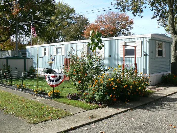 Harper Commons Mobile Home Community 10