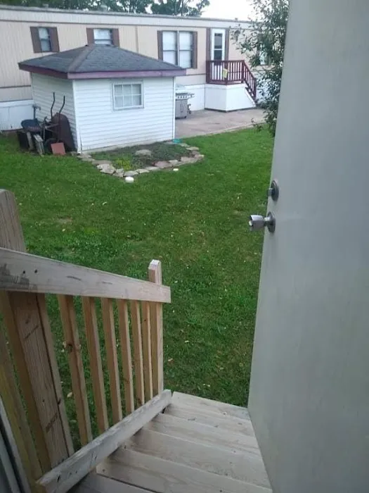 Country Manor 5