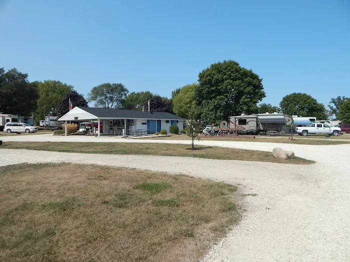 Lakeshore RV Resort & Campground 2