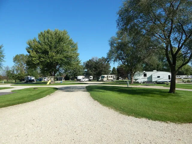 Lakeshore RV Resort & Campground 7