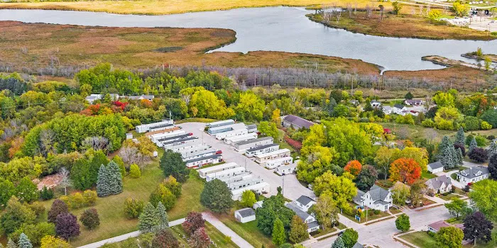 Lake Bluff Manufactured Home Community 1