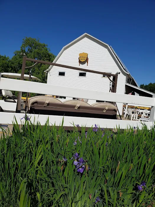Royal Oaks Legendary Lodging Campground 7