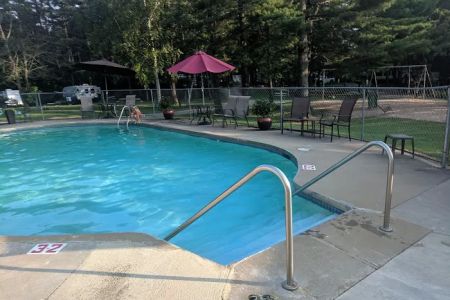 Iola Pines Campground
