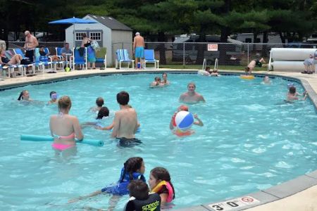 Pineland Camping Park