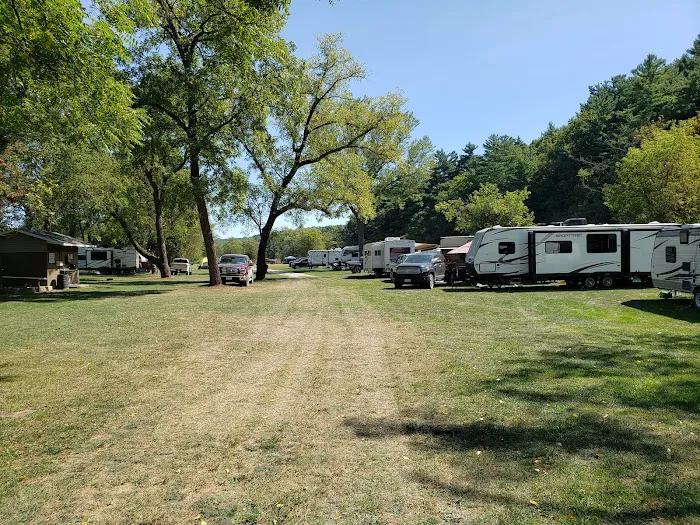 Ehrie Riversedge Campground 9