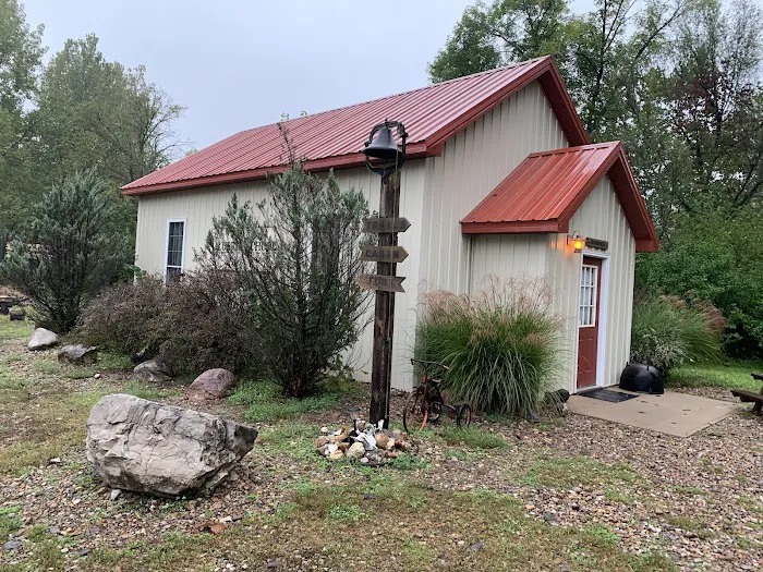 River Valley Lodge & Campground 10