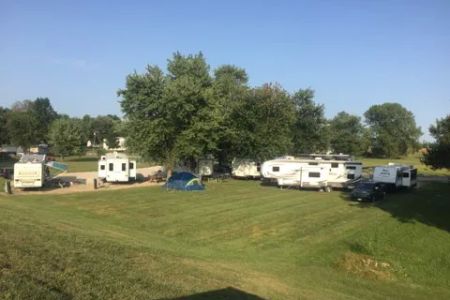 Illinois River Campground
