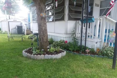Pinegate Mobile Village