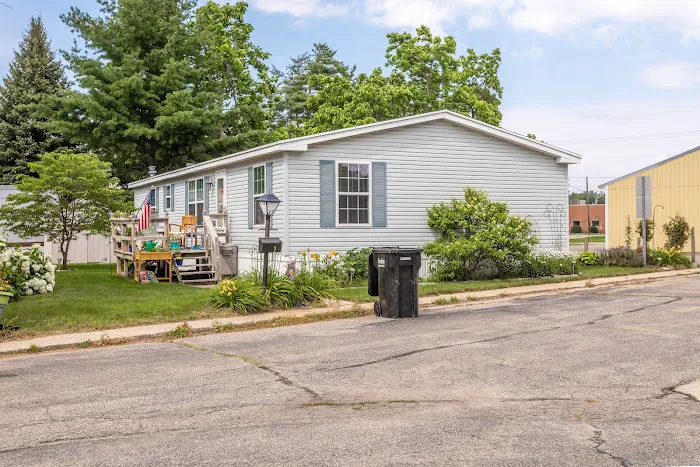 Pinegate Mobile Village 9