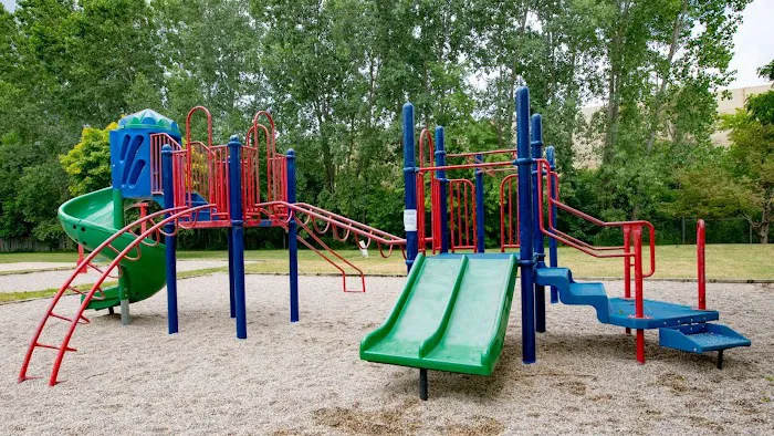 Grand Village 7