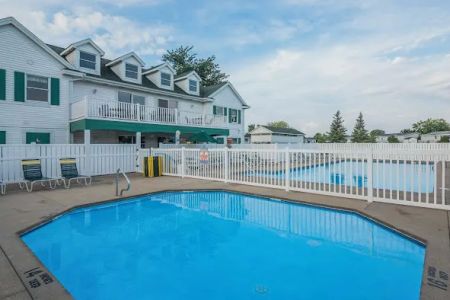 Waverly Shores Village