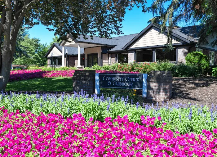 Leisure Estates-Village 8