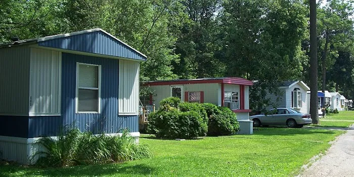 Oakwood Manufactured Home Community 10