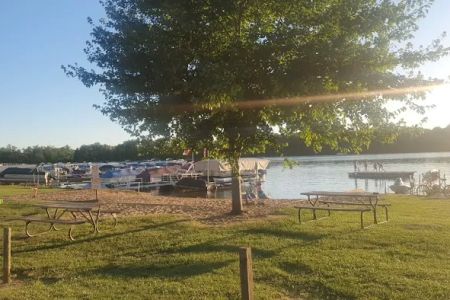 Sunset Cove Resort