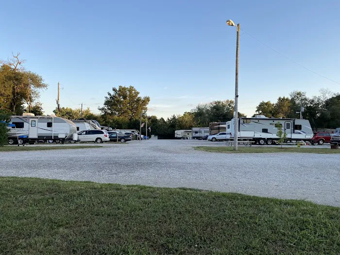 Vincennes RV Park 6