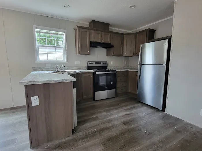 Sundale Manufactured Home Community 4