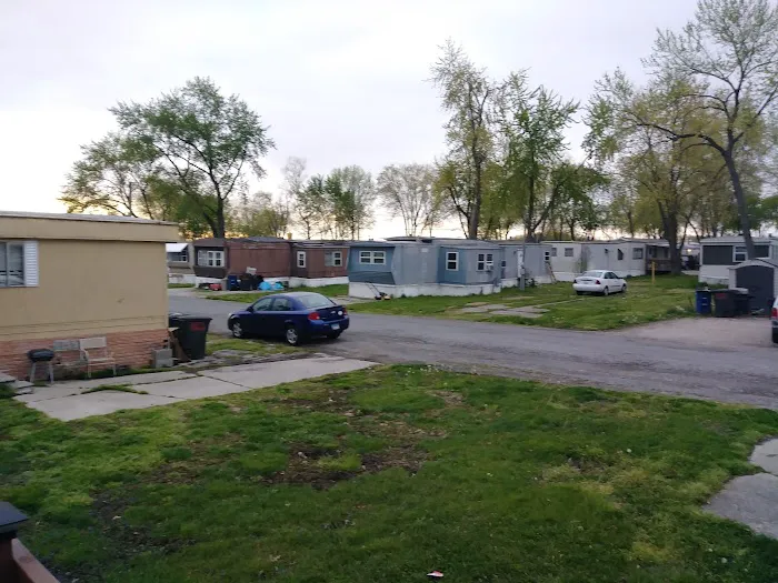 Paul's Friendly City Manufactured Home 4