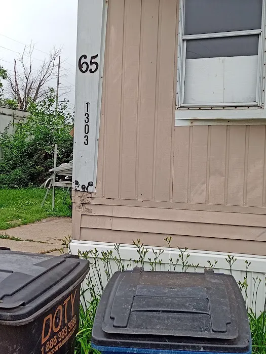 Paul's Friendly City Manufactured Home 6