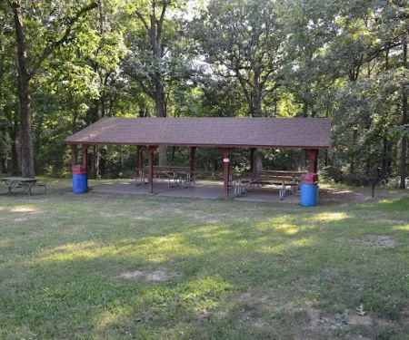 Lake Lou Yaeger Campground