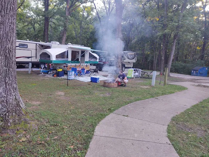 Bicentennial Campgroud at Lake Lou Yaeger 6