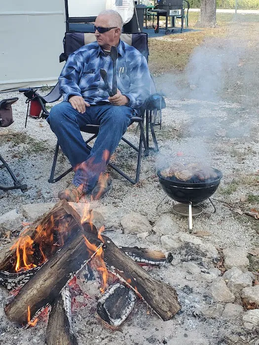 Bicentennial Campgroud at Lake Lou Yaeger 7
